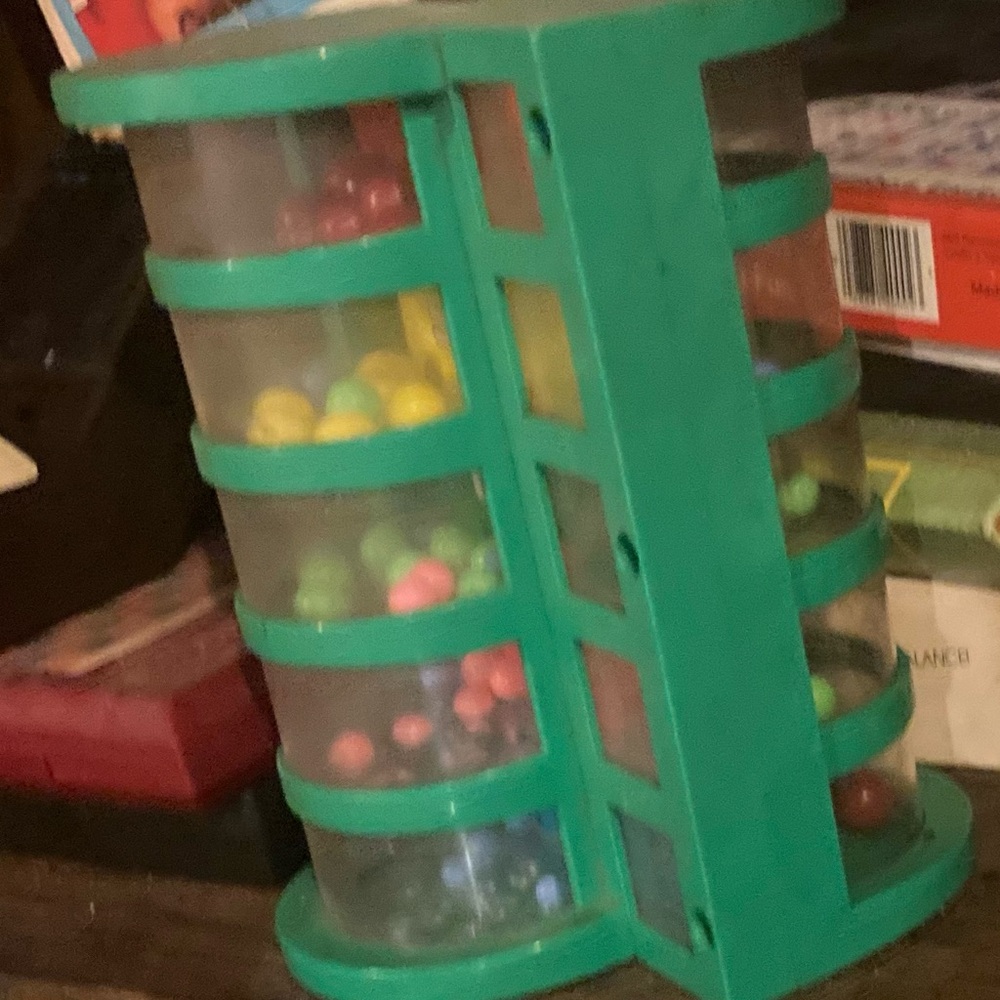 Green Multi-Compartment Candy & Bead Organizer for Kids Toys